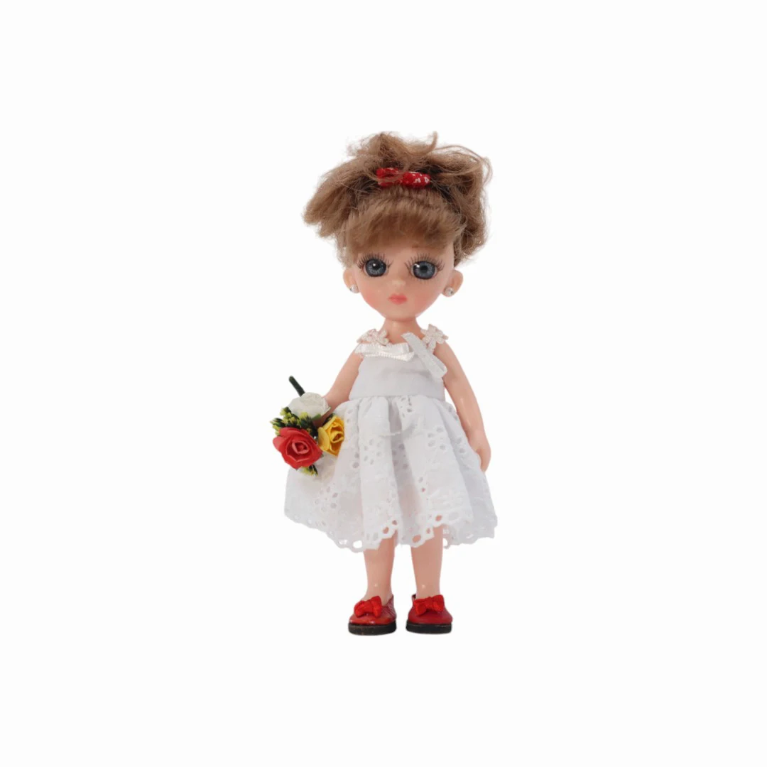 Muñeca Angelic con vestido blanco, ramo y zapatos rojos